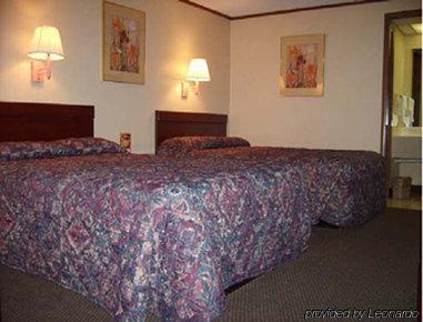 Budgetel Inn & Suites コロンバス エクステリア 写真