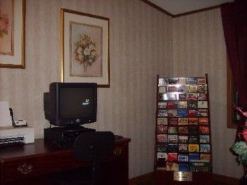 Budgetel Inn & Suites コロンバス エクステリア 写真